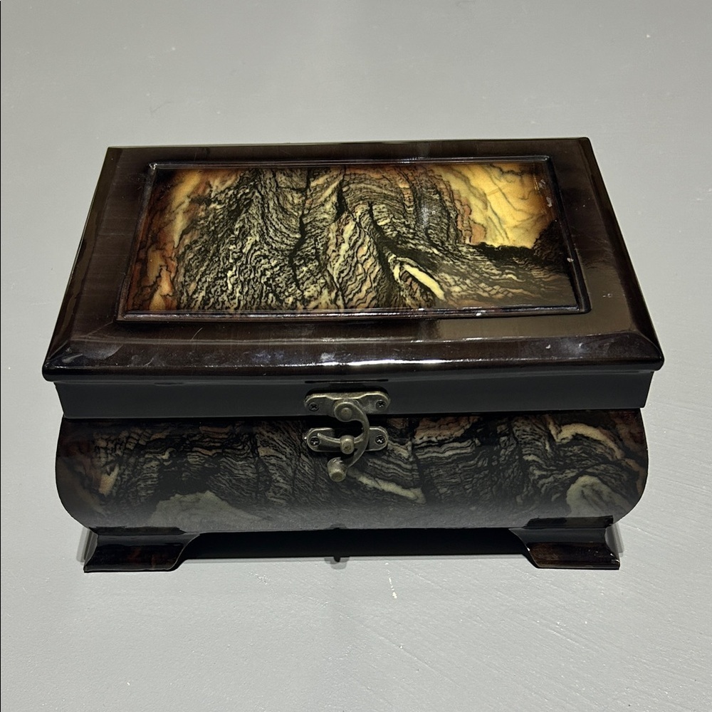 Jewerly Box with Felt Liner